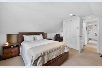 28 Harbor Road, Port Washington, NY 11050 - Photo 13