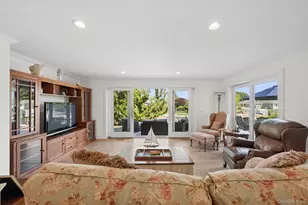 23 Whiting Rd, East Quogue, NY 11942 - Photo 3