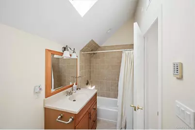23 Whiting Road, East Quogue, NY 11942 - Photo 13