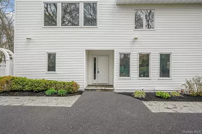 61 Park Avenue, Blue Point, NY 11715 - Photo 7