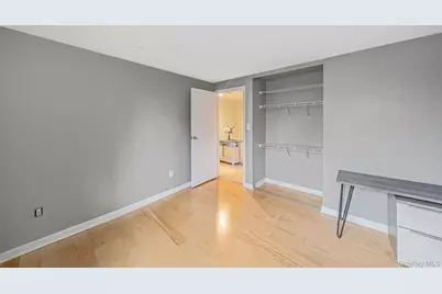 842 Golf Lane, Medford, NY 11763 - Photo 17