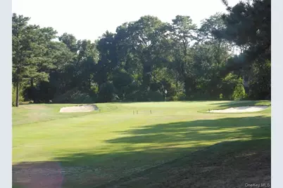 842 Golf Lane, Medford, NY 11763 - Photo 39