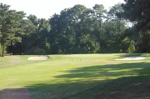 842 Golf Ln, Medford, NY 11763 - Photo 39