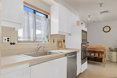 22 Waters Edge, Rye, NY 10580 - Photo 9