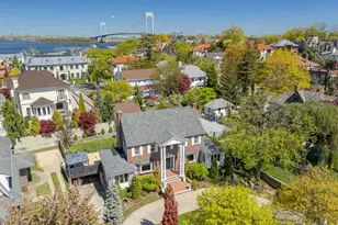 23 Center Dr, Whitestone, NY 11357 - Photo 3
