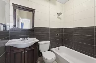 747 E 213th St, Bronx, NY 10467 - Photo 23