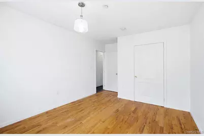 747 E 213th Street, Bronx, NY 10467 - Photo 11