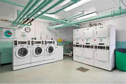 125 N Washington Avenue #58, Hartsdale, NY 10530 - Photo 25