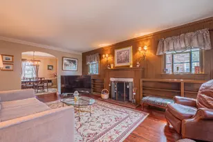 73-63 195th St, Fresh Meadows, NY 11366 - Photo 5