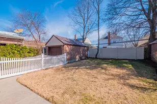 73-63 195th St, Fresh Meadows, NY 11366 - Photo 37