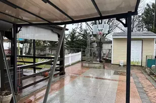 173 Davenport St, Lindenhurst, NY 11757 - Photo 21