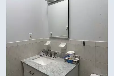 173 Davenport Street, Lindenhurst, NY 11757 - Photo 9