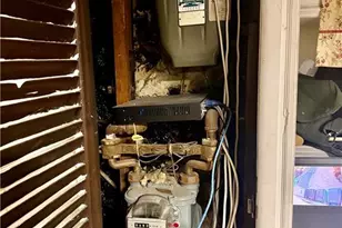 1230 59th St, Brooklyn, NY 11219 - Photo 9