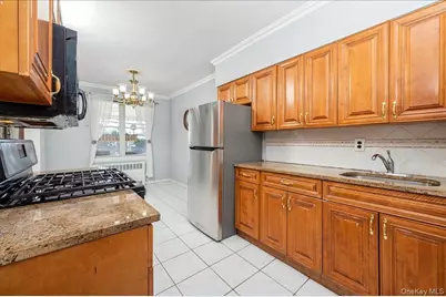 412 Calhoun Avenue, Bronx, NY 10465 - Photo 7