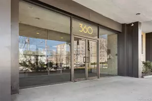 360 Westchester Ave, Port Chester, NY 10573 - Photo 13