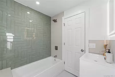 2858 Cherry Court, Oceanside, NY 11572 - Photo 15