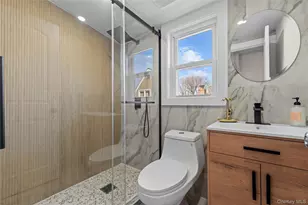 2858 Cherry Ct, Oceanside, NY 11572 - Photo 23