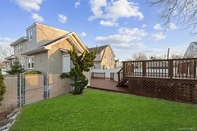 2858 Cherry Court, Oceanside, NY 11572 - Photo 35