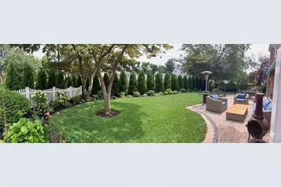 130 Locust Avenue, Scarsdale, NY 10583 - Photo 37