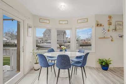 677 S 9th Street, Lindenhurst, NY 11757 - Photo 11