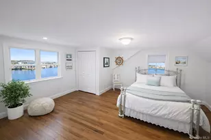 677 S 9th St, Lindenhurst, NY 11757 - Photo 21