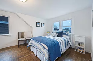 677 S 9th St, Lindenhurst, NY 11757 - Photo 23