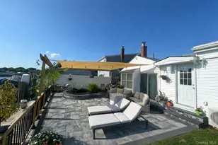 677 S 9th St, Lindenhurst, NY 11757 - Photo 27