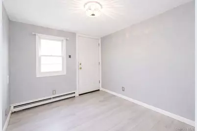 12 Cedarhurst Avenue, Selden, NY 11784 - Photo 5