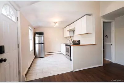 12 Cedarhurst Avenue, Selden, NY 11784 - Photo 7