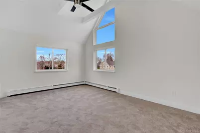 7 Roan Lane, Riverhead, NY 11901 - Photo 15