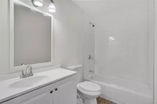 7 Roan Ln, Riverhead, NY 11901 - Photo 17