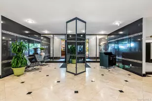 67-30 Clyde St, Forest Hills, NY 11375 - Photo 13