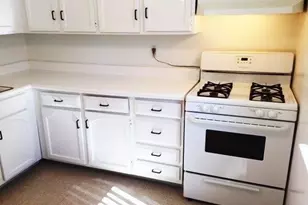 2 Anchorage Ln, Oyster Bay, NY 11771 - Photo 5