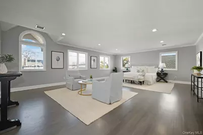 1050 Hastings Street, Baldwin, NY 11510 - Photo 33