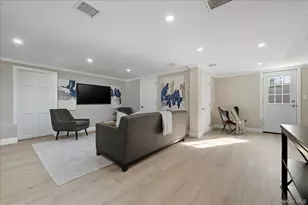 1050 Hastings St, Baldwin, NY 11510 - Photo 17