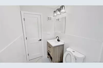 27 Sewell Street, Hempstead, NY 11550 - Photo 25