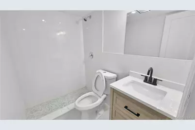 27 Sewell Street, Hempstead, NY 11550 - Photo 39