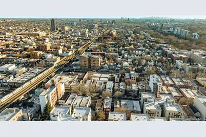 675 E 223rd Street, Bronx, NY 10466 - Photo 17