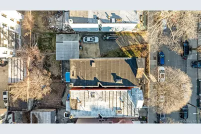 675 E 223rd Street, Bronx, NY 10466 - Photo 11