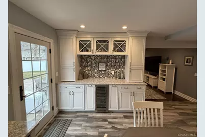 3 Pimlico Court, Commack, NY 11725 - Photo 5
