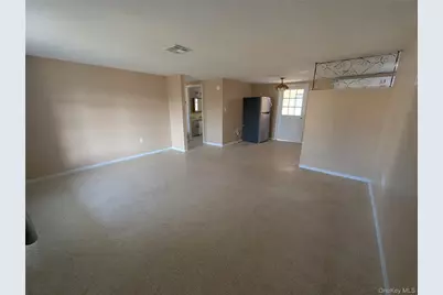 7416 Star Dust Dr, Bayonet Point, FL 34668 - Photo 3
