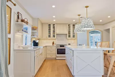 98 South Road, Westhampton, NY 11977 - Photo 13