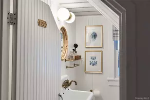 98 South Rd, Westhampton, NY 11977 - Photo 19