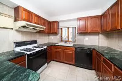 4231 Colden Street #F7B, Flushing, NY 11355 - Photo 13