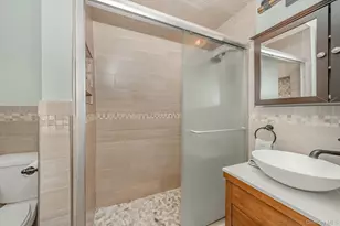 2431 Riverside Dr, Wantagh, NY 11793 - Photo 17