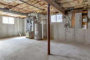 4 Gianna Ct, Hauppauge, NY 11788 - Photo 13