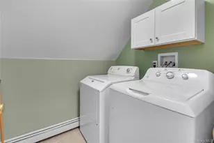 4 Gianna Ct, Hauppauge, NY 11788 - Photo 17