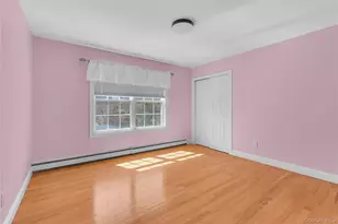 4 Gianna Ct, Hauppauge, NY 11788 - Photo 21