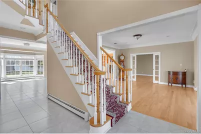 4 Gianna Court, Hauppauge, NY 11788 - Photo 3