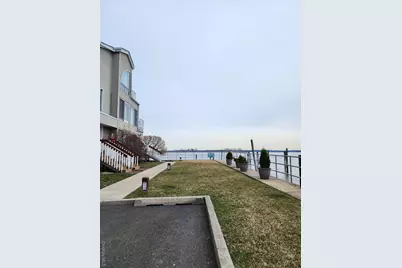 5 Landing Way #59, Bronx, NY 10464 - Photo 5